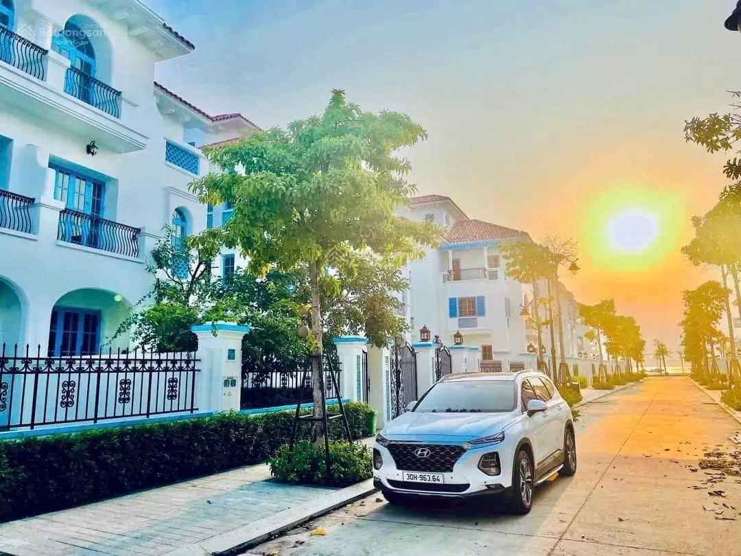 Bán căn biệt thự sun Feria mặt biển giá không thế tin nổi, liên hệ 0936 899 ***