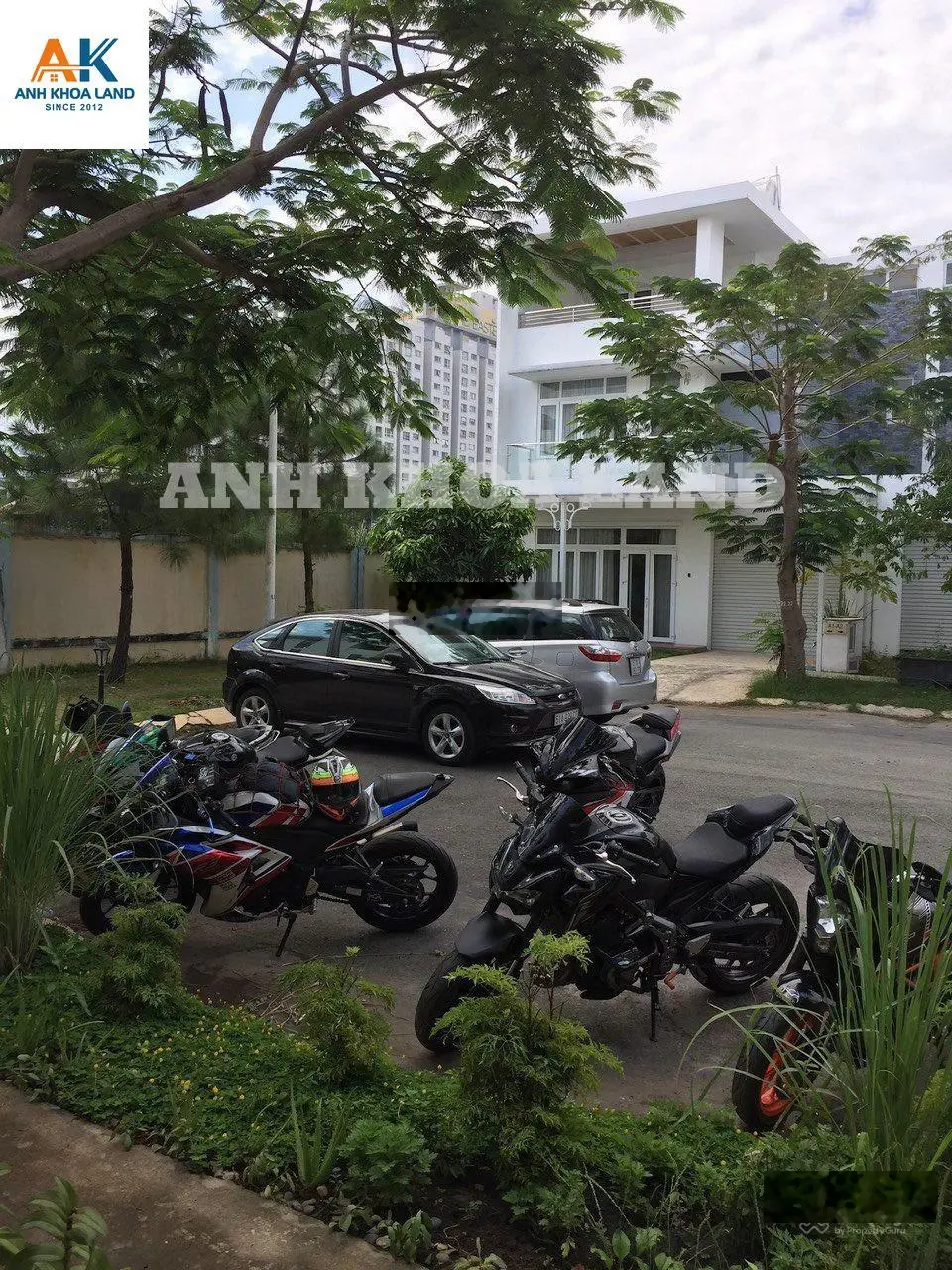 Bán gấp biệt thự liền kề villa park bưng ông thoàn đường nhựa 15m đường số 1- dt 132.4m2(9m x 14m)