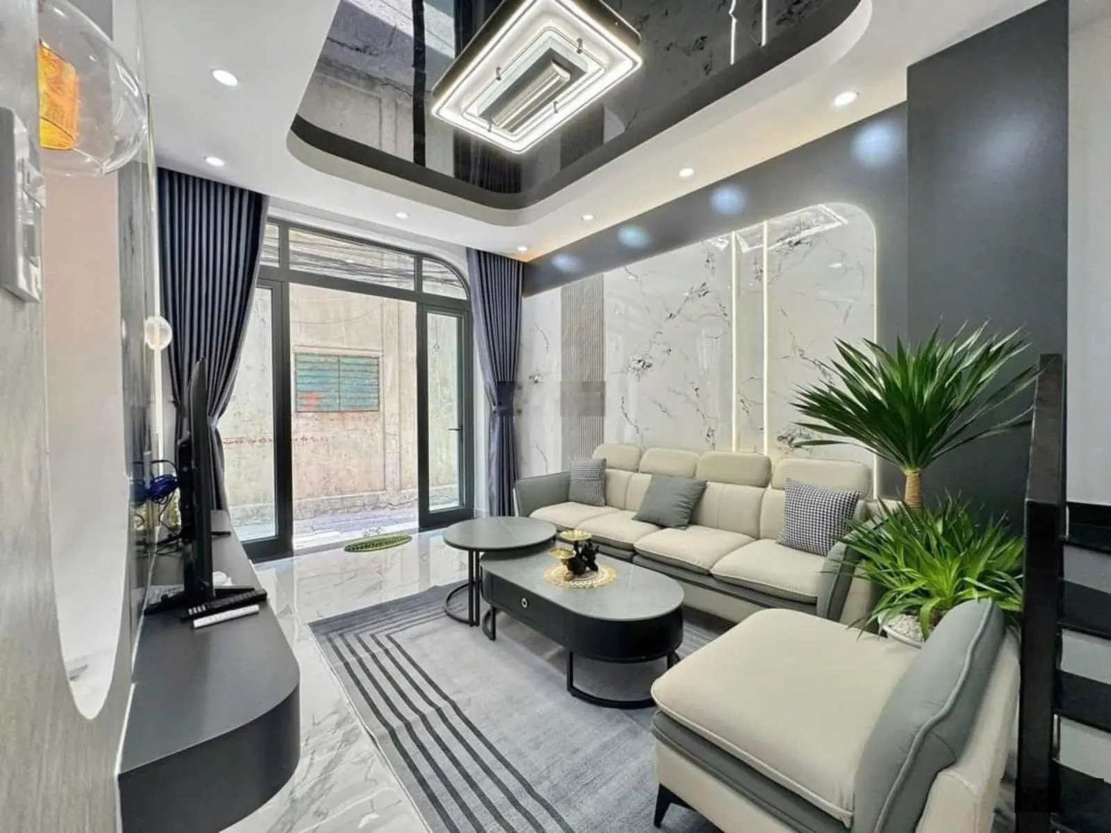 Bán nhà giá mềm - Diện tích lớn 84m2 ngay Phan Văn Trị, P.7, Gò Vấp. Cho thuê 34tr. SHR