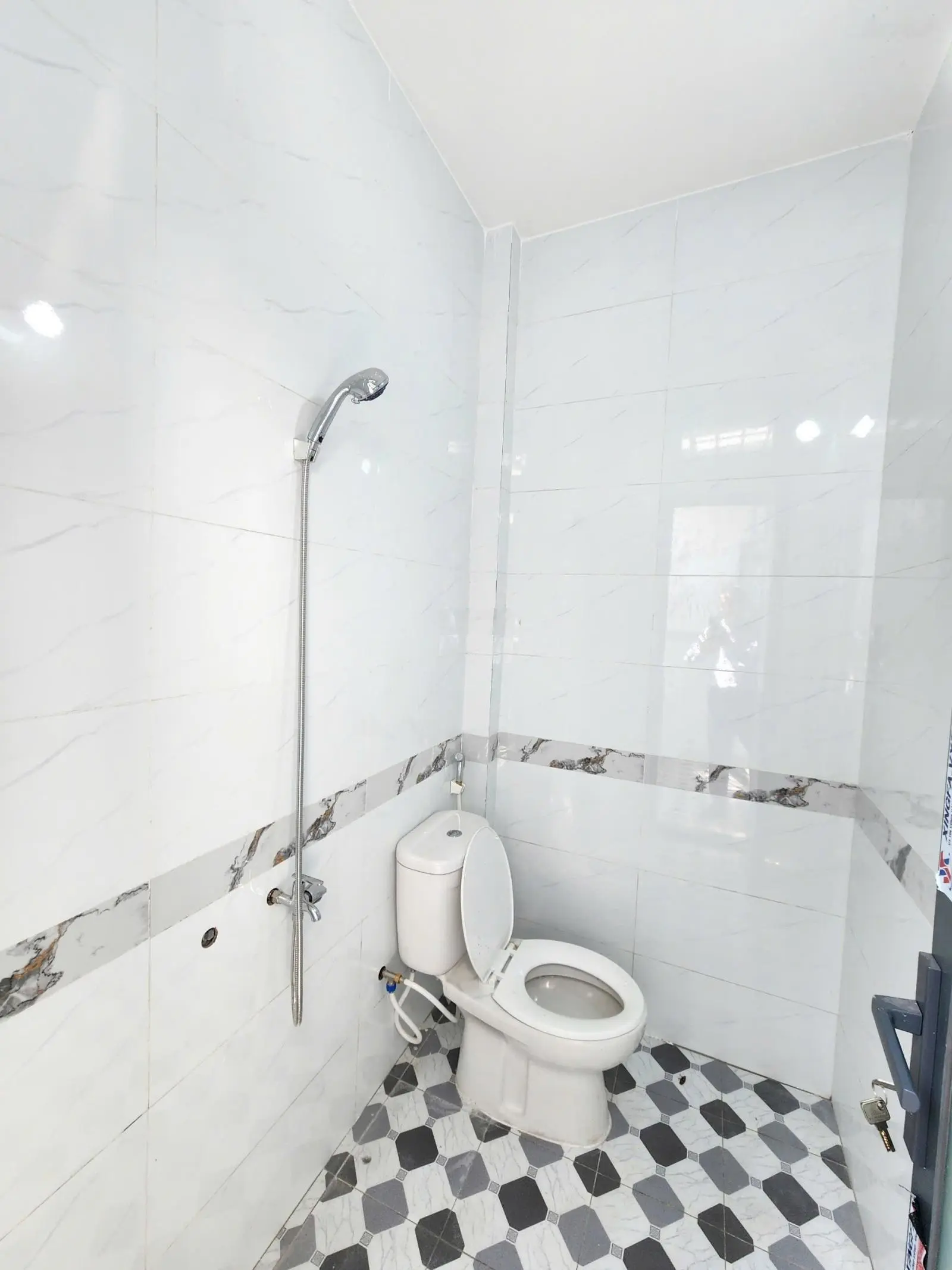 Bán Nhà Sổ Riêng Gần Chợ Xóm Vắng Dĩ An