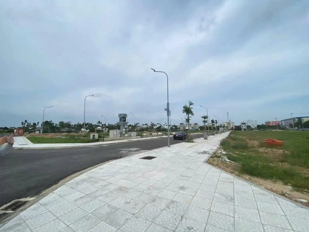 Thông tin tổng quan về Nhà phố trung tâm TP Quảng Ngãi Starlight - The new central Quảng Ngãi