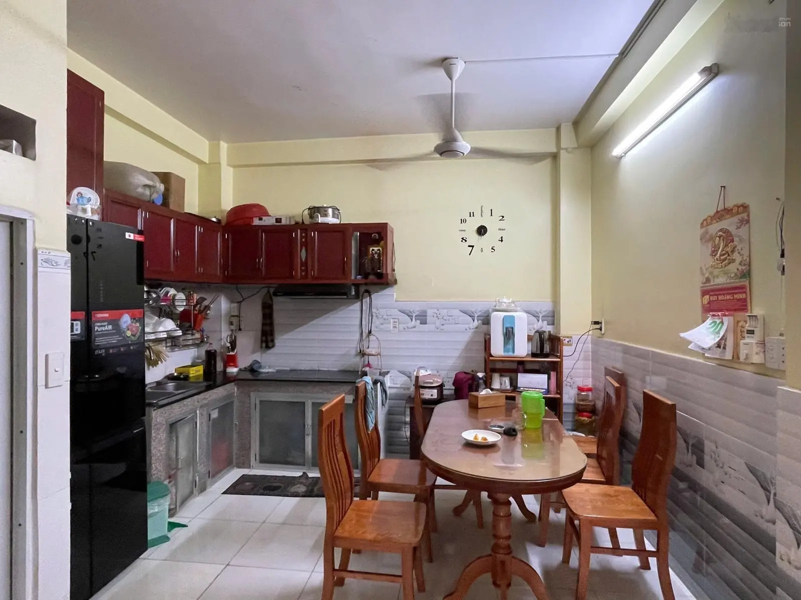 Bán nhà chính chủ gần Vincom 550, sát Chợ Xóm Nghèo Vị trí đẹp, giá tốt