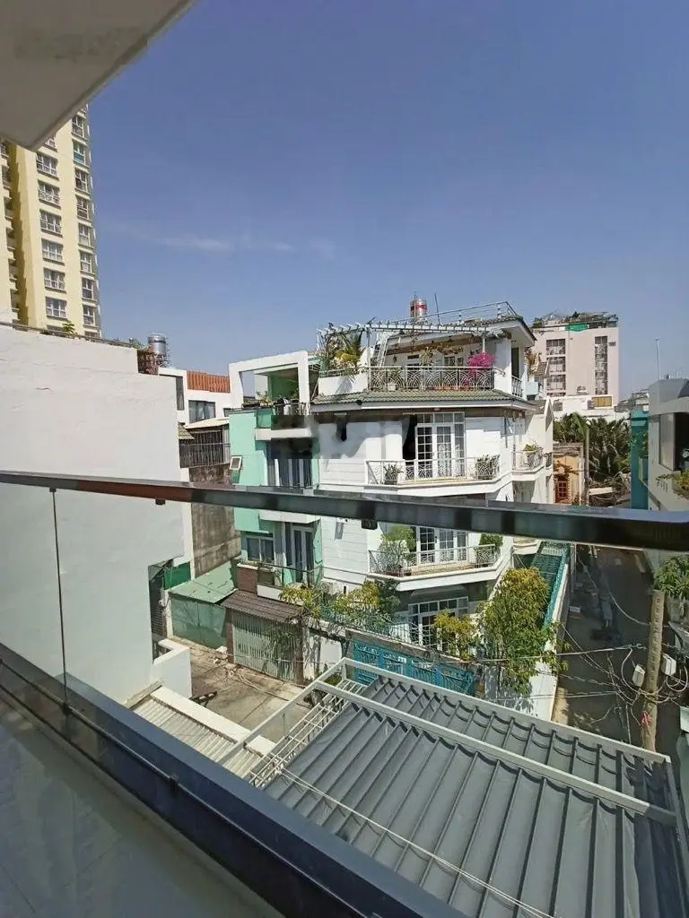 Chính chủ cần bán nhà Đ Nguyễn Thị Thập Q7 hẻm xe hơi ngủ trong nhà gần chợ Tân Mỹ