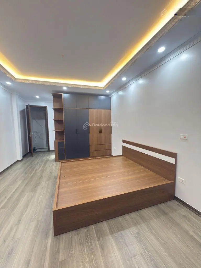 Bán nhà phân lô quân đội phố Thụy Khuê DT 40m2 x 6T MT 5m cầu thang máy ô tô đỗ cửa 12tỷ 0988663659