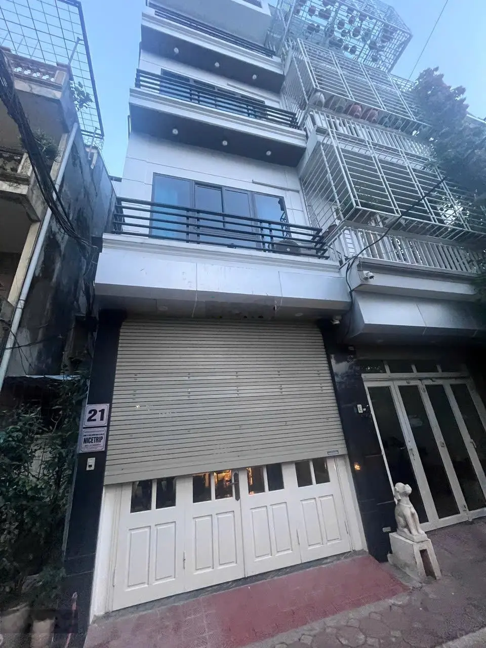 Bán nhà đẹp Phố Trạm 6 tầng thang máy gara full nội thất 62m2 chỉ 15,45 tỷ