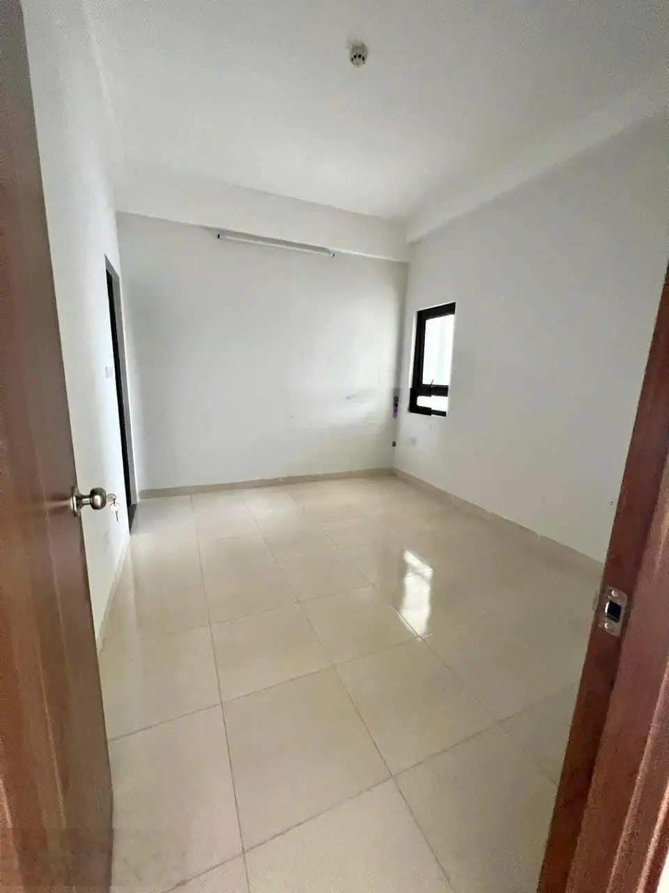 Cần bán căn hộ SSH07 Hà Quang, giá tốt nhất thị trường