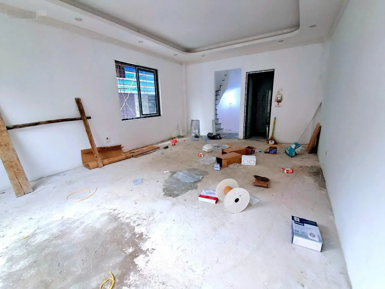 5.88 tỷ - 33m2 - 5 tầng mới - Tam Trinh - Minh Khai