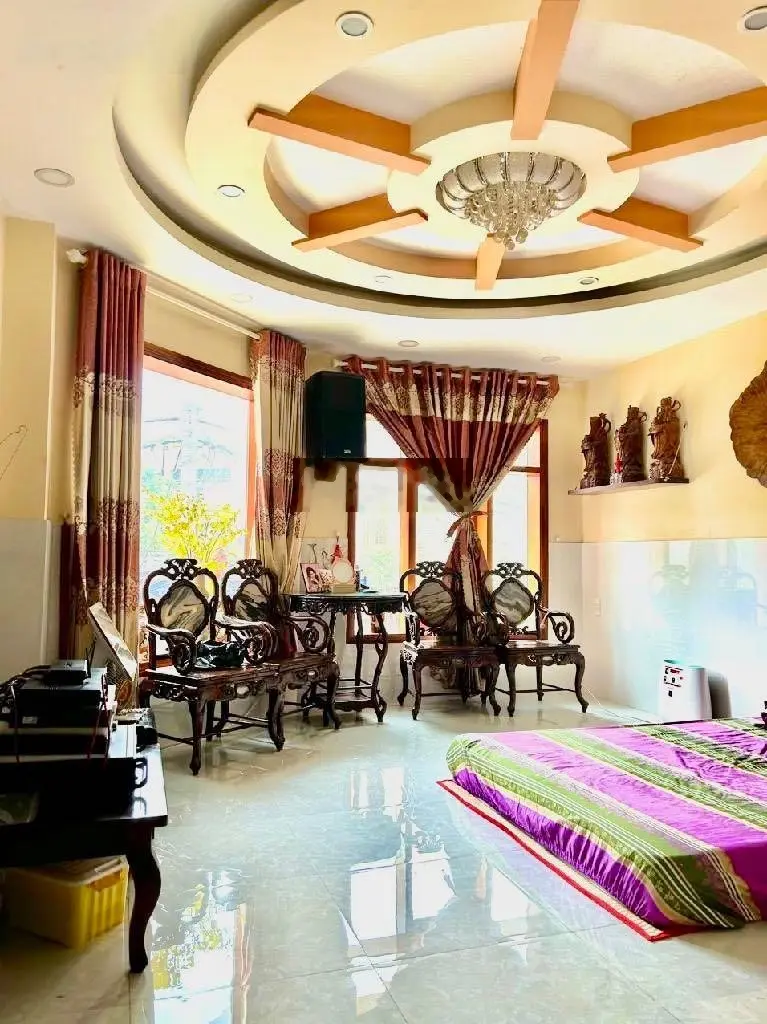 Bán nhà MTKD Sát Lâm Văn Bền Quận 7. DTCN trên sổ 475m2. Chỉ 42 tỷ. Full Thổ cư. Không Dính QH