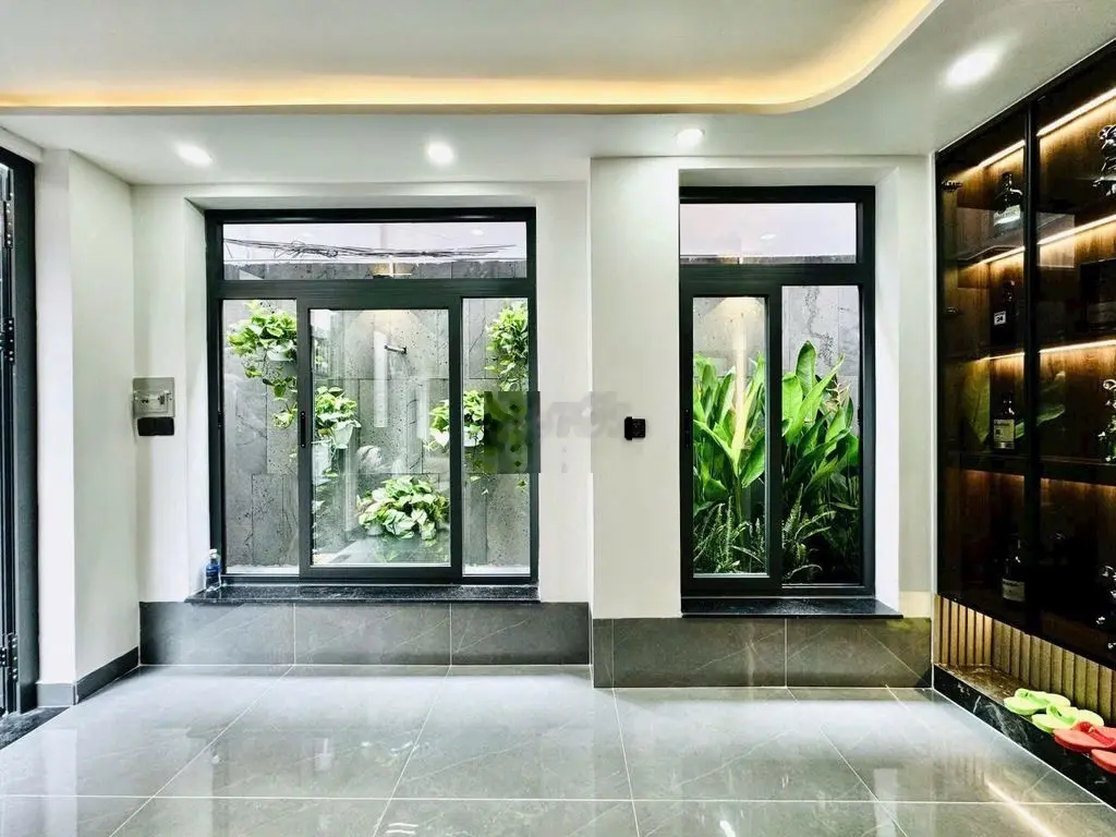 HXH Góc 2MT Phan Tây Hồ 5 Tầng Full Nội thất cao cấp
