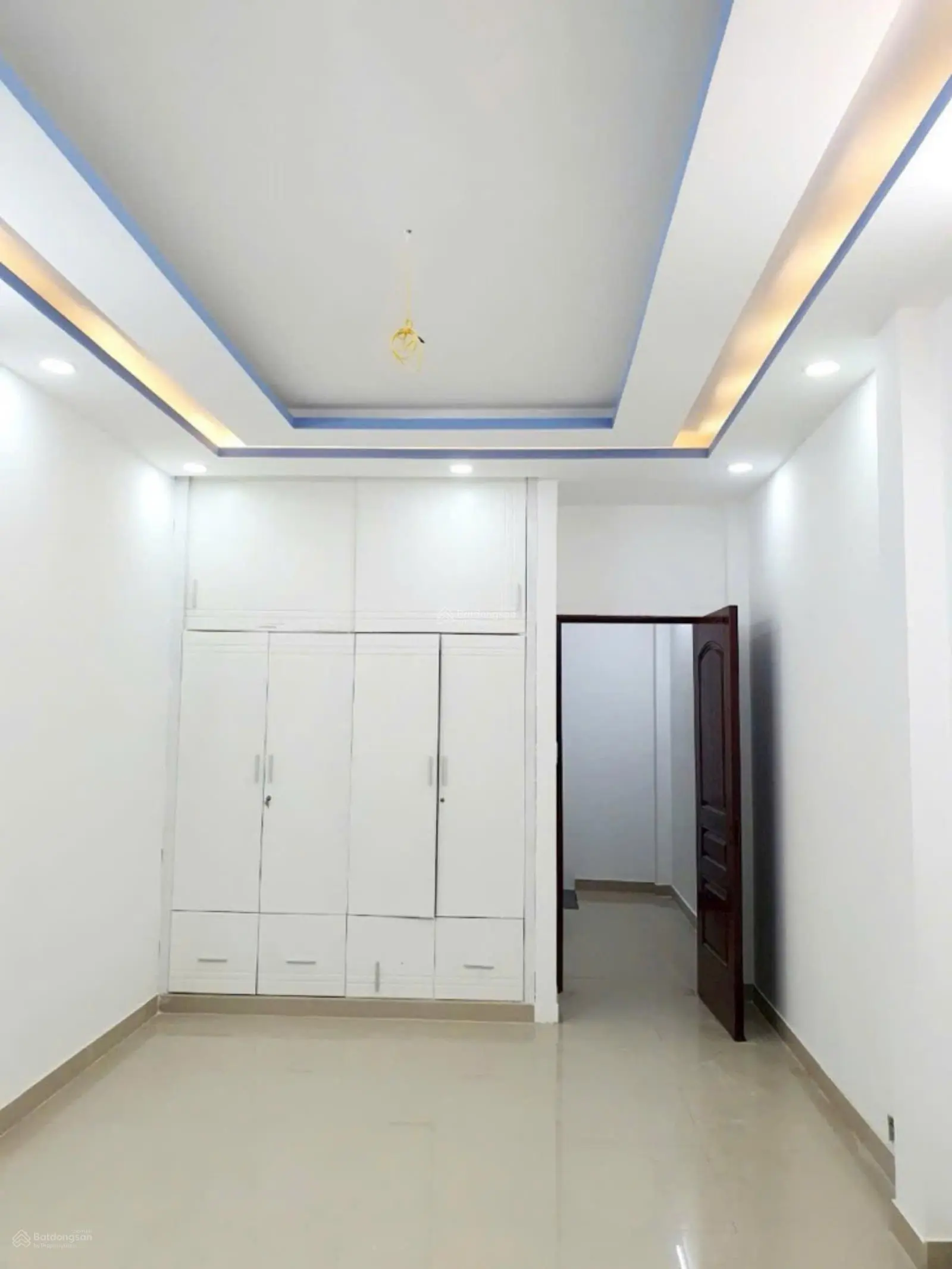 Bán nhà Tạ Quang Bửu, 52m2, ngang 4m, cách 1 căn ra mặt tiền, tặng nội thất cao cấp, đã giảm sâu