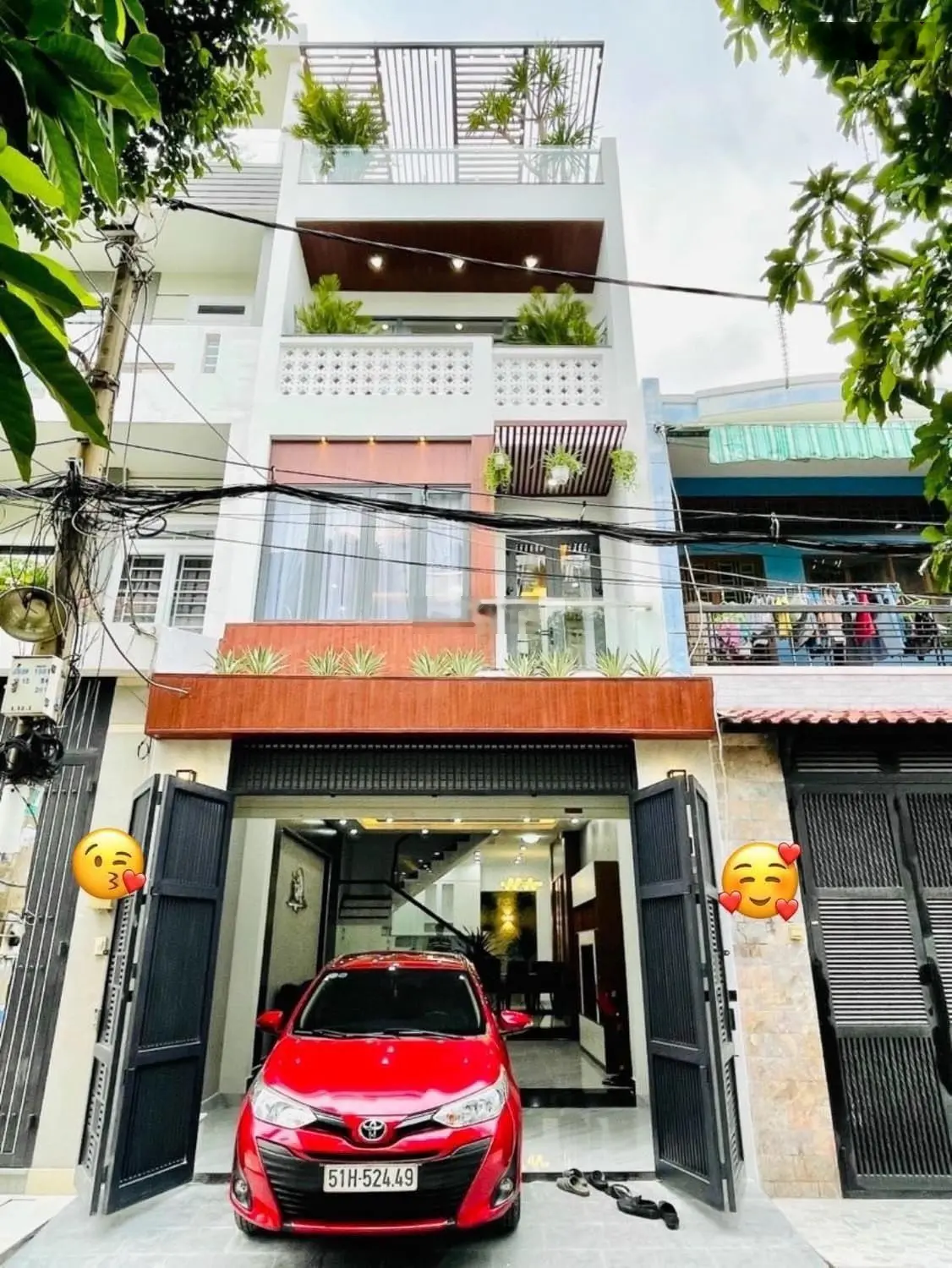 Xoay vốn bán nhanh nhà 57m2 giá 3tỷ850 triệu hẻm xe hơi đường Nguyễn Tri Phương Quận 10. Sổ sẵn