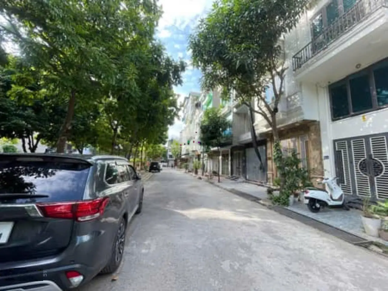 Siêu đẹp, bán tòa building mặt phố Tu Hoàng, phân lô ô tô, kinh doanh, 80m2 18 tỷ