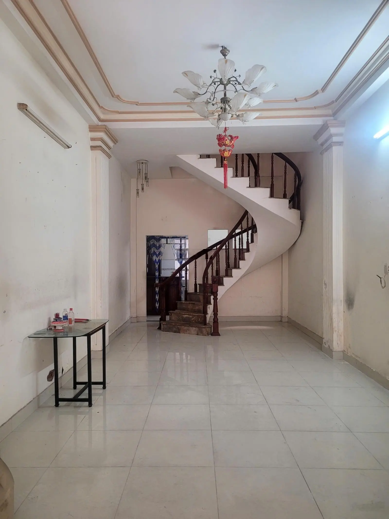 Cần bán gấp nhà 84m2, 5PN, Lê Quang Định, Phường 7, giá 9,6 tỷ thương lượng