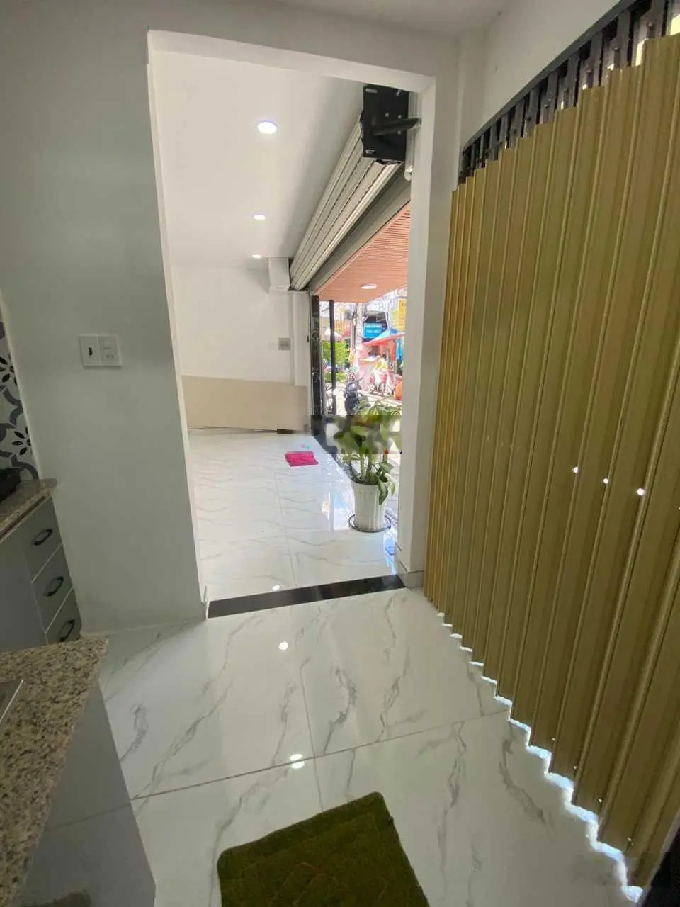 Nhỉnh 4 tỷ - Nhà mới tinh 2 tầng ngang 7,5m full NT xịn - MT kinh doanh chợ Bà Hoa, P12 QTB