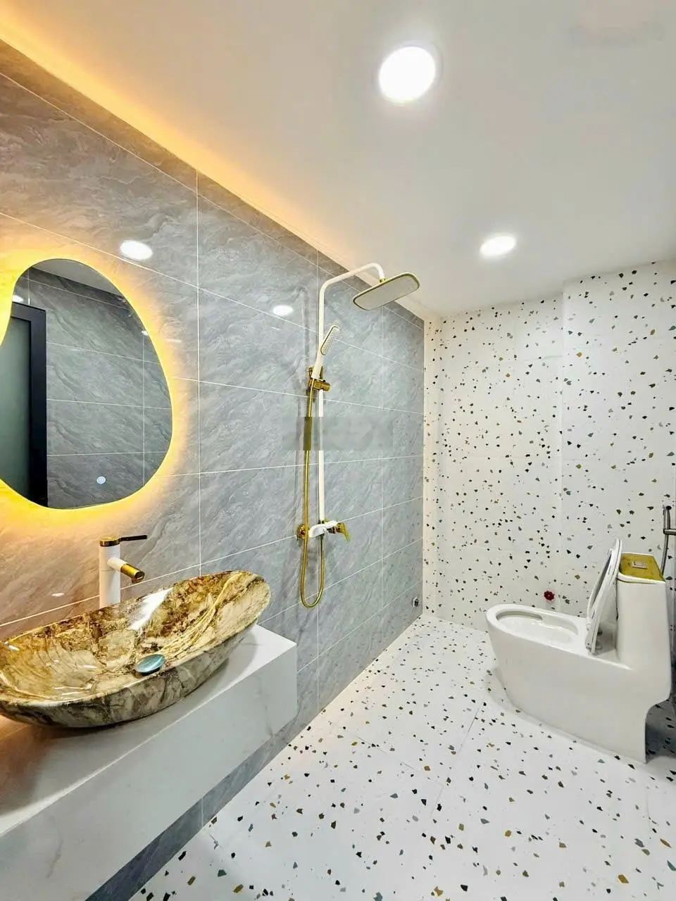 Bán căn nhà 1 trệt 1 lầu hẻm Quang Trung, P. 10 Quận Gò Vấp (tăng full nội thất như hình ảnh)
