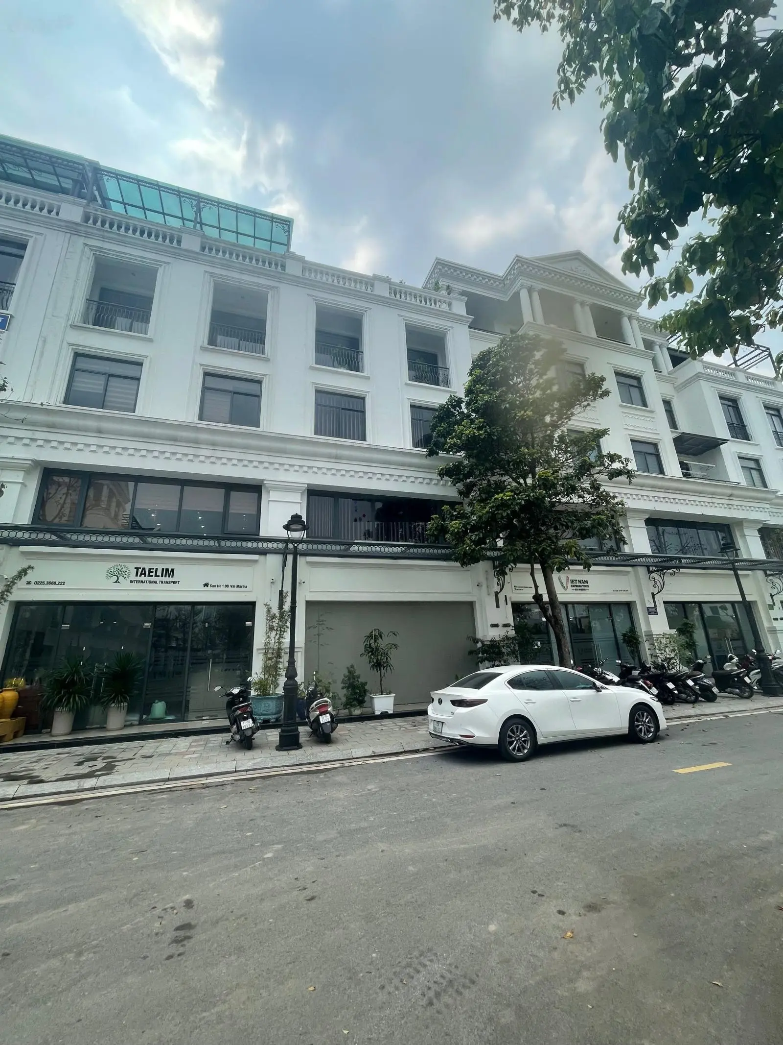 Duy nhất Shop Vinmarina 126m2, có thang máy, 2 mặt tiền, chỉ 9.5 tỷ