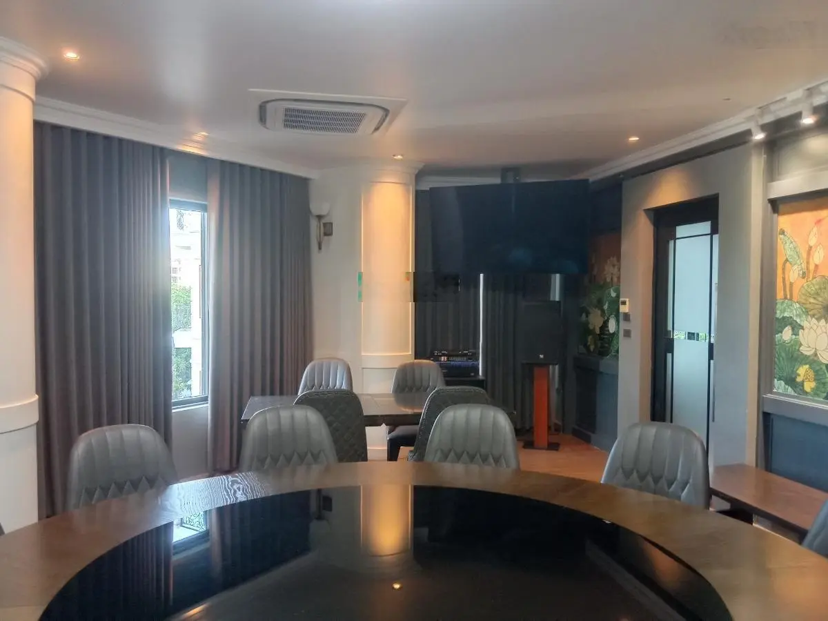 Bán siêu biệt thự liền kề HC 319 Bồ Đề 168m2, 6tầng thang máy, mặt phố Hồng Tiến mt 25m2 kinh doanh