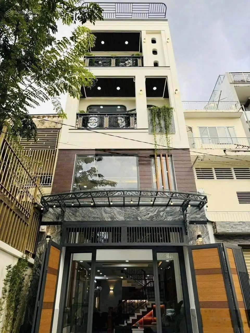 Đậu visa cần bán nhà Đường Phan Huy Ôn P. 19 Bình Thạnh DT 5x12m KC 1 trệt 3 lầu 4PN 5WC