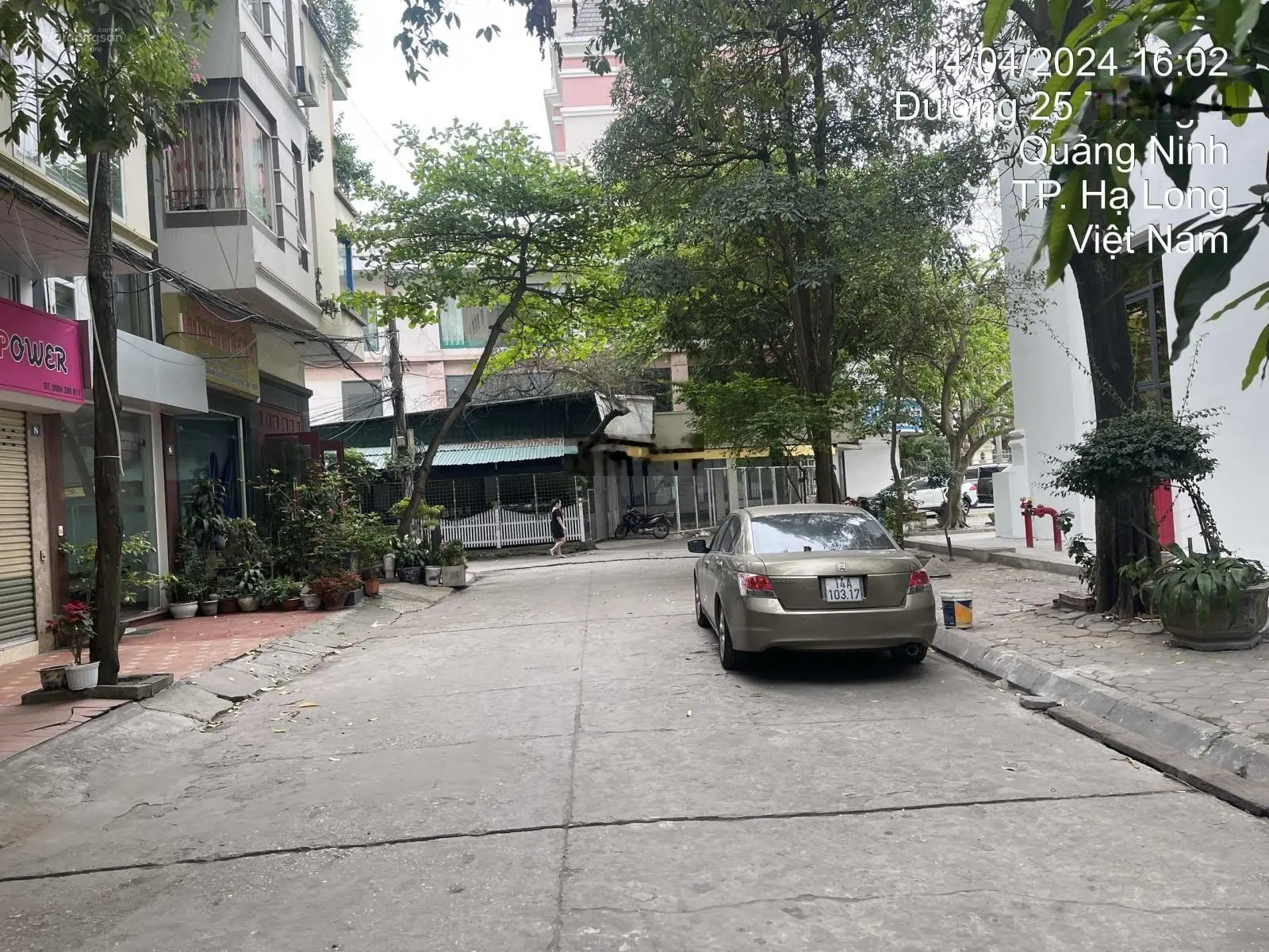 Bán nhà trung tâm đường 25/4, Hạ Long