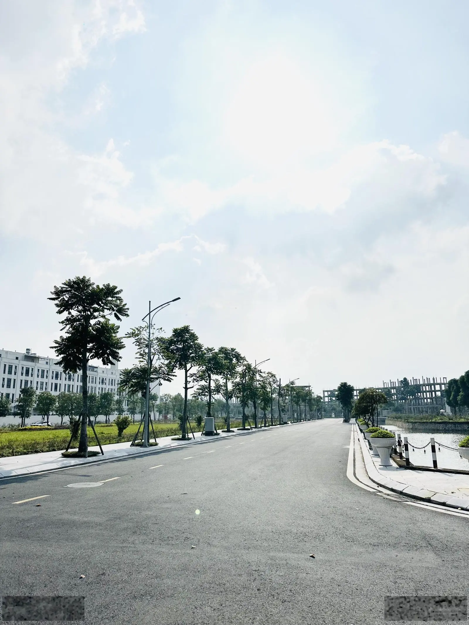 Chính chủ cần thanh khoản lô liền kề view Suối Lenin, thoáng đãng, sổ đỏ trao tay