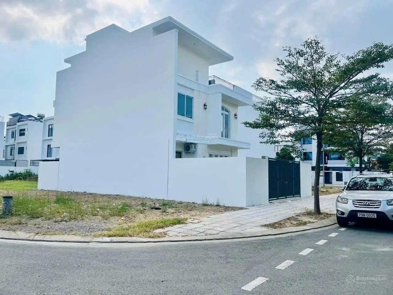 Lô góc nhỏ đường số 1 Mỹ Gia gói 2, Nha Trang đường rộng 16m giá chỉ 34tr/m2