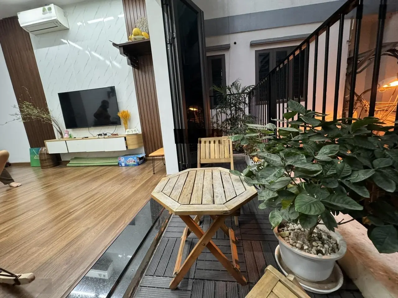 Chính chủ bán nhà riêng Nguyễn Văn Trỗi, Thanh Xuân, căn góc 55m2, ô tô tránh, 3 thoáng vĩnh viễn