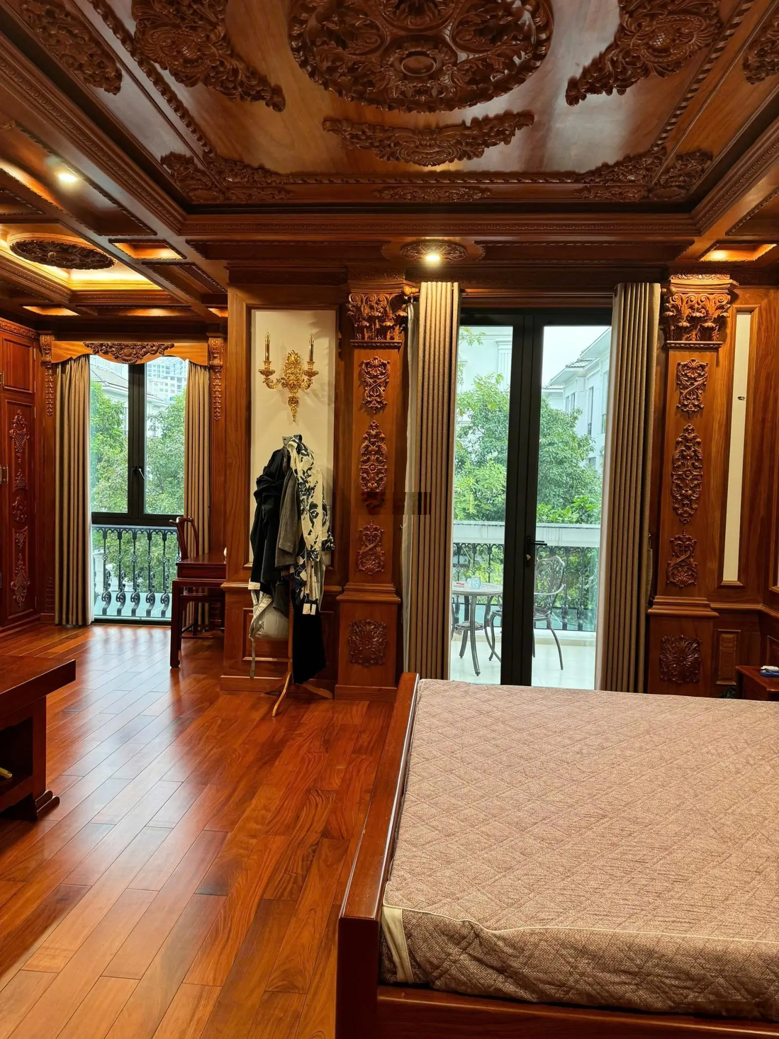 Bán gấp biệt thự song lập 210m2 Vinhomes The Harmony, Hoàn thiện có thang máy 4PN