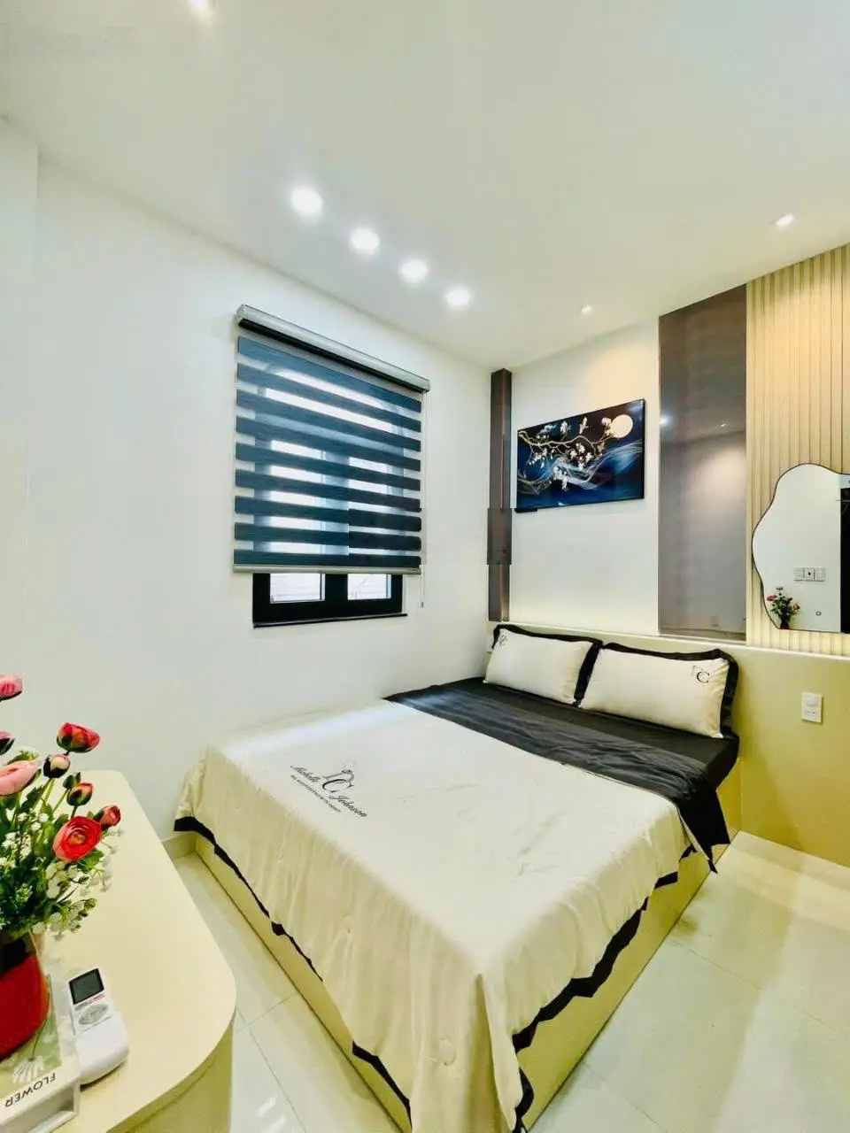 Bán nhanh nhà Hồ Văn Huê,p9, Phú Nhuận gần Công Viên Gia Định DT 60m2 hẻm xe hơi, giá 2ty800, SHR