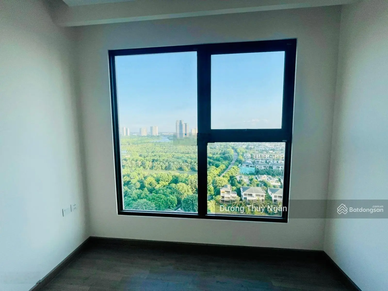Bán căn hộ 3 phòng ngủ Sky Oasis view trung tâm biệt thự đảo, nguyên bản, giá tốt
