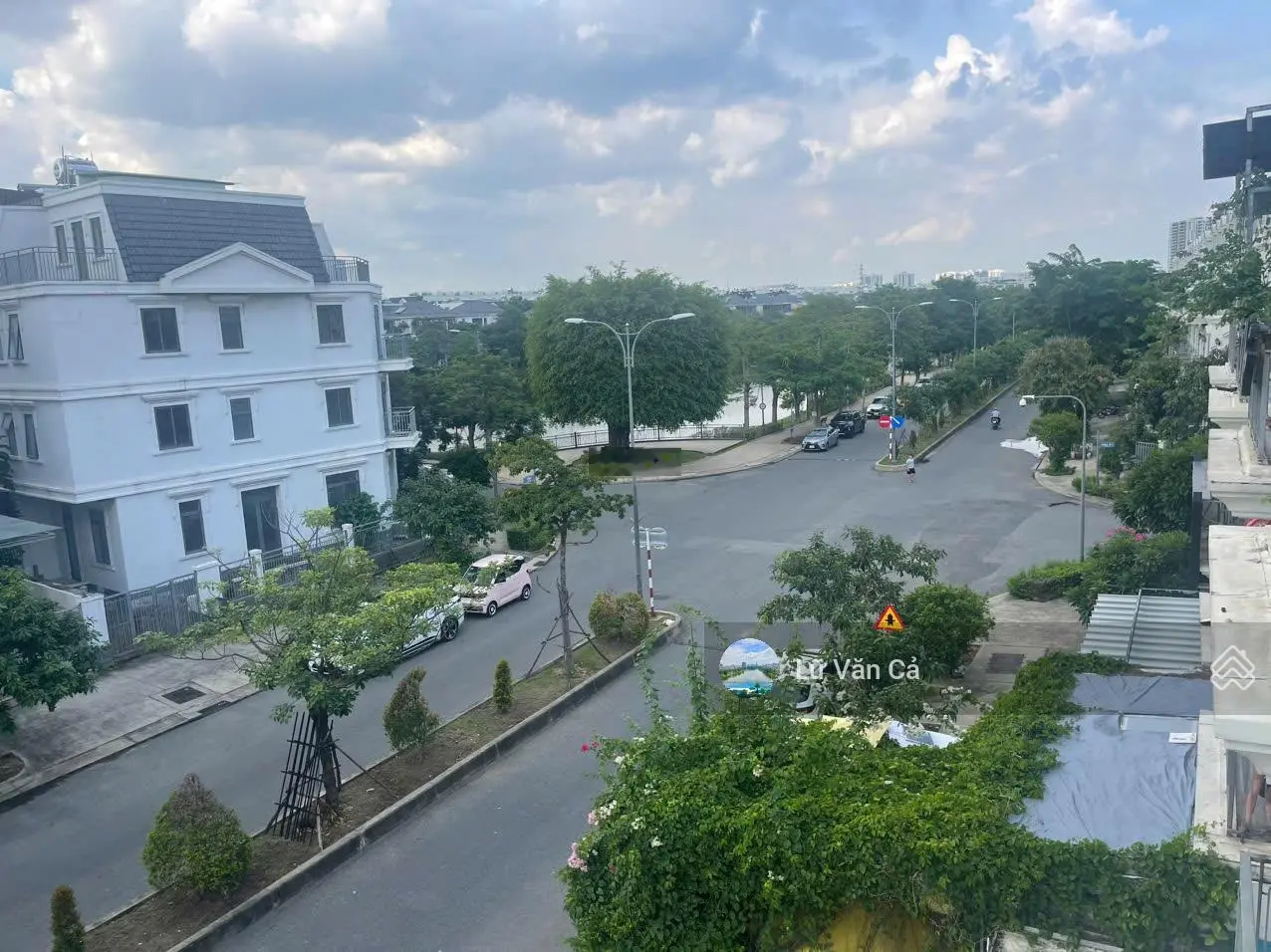 Nhà phố lakeview city trục 25m, 5x20,16 tỷ, liên hệ 0907 860 ***