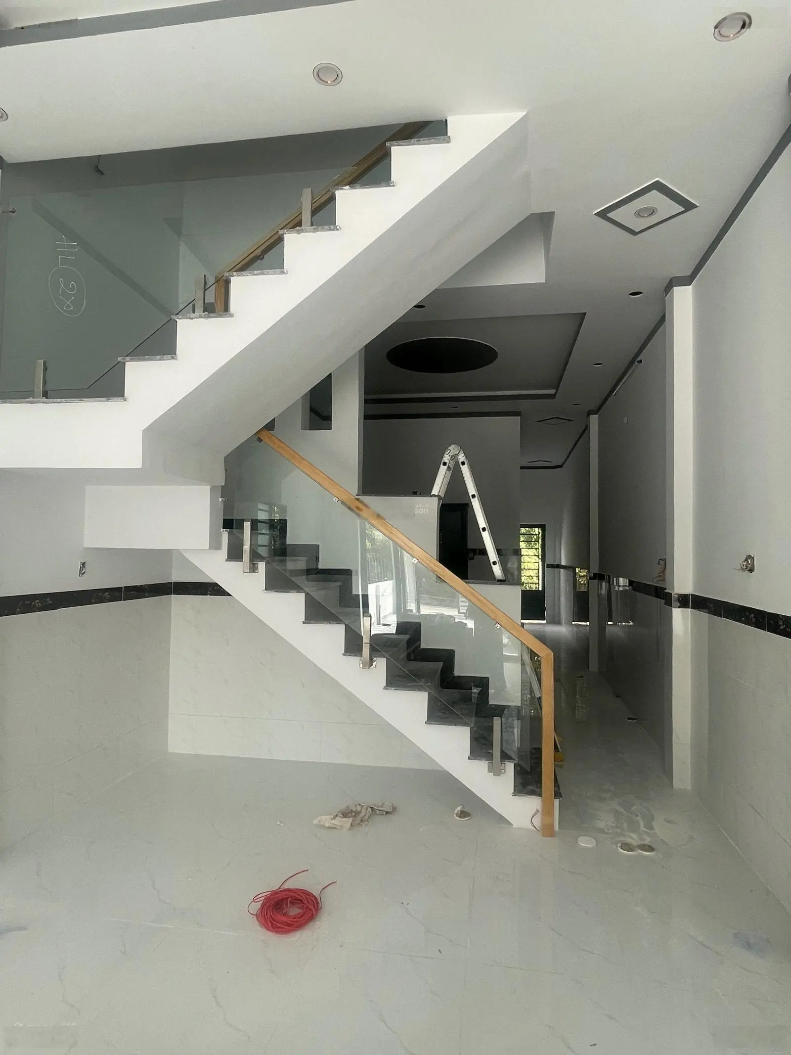 Cần bán nhà 1tr1 lầu sổ hồng riêng CC sang tên 2 tỷ 150 Thạnh Phú Vĩnh Cửu Đồng Nai LH 0931 534 ***