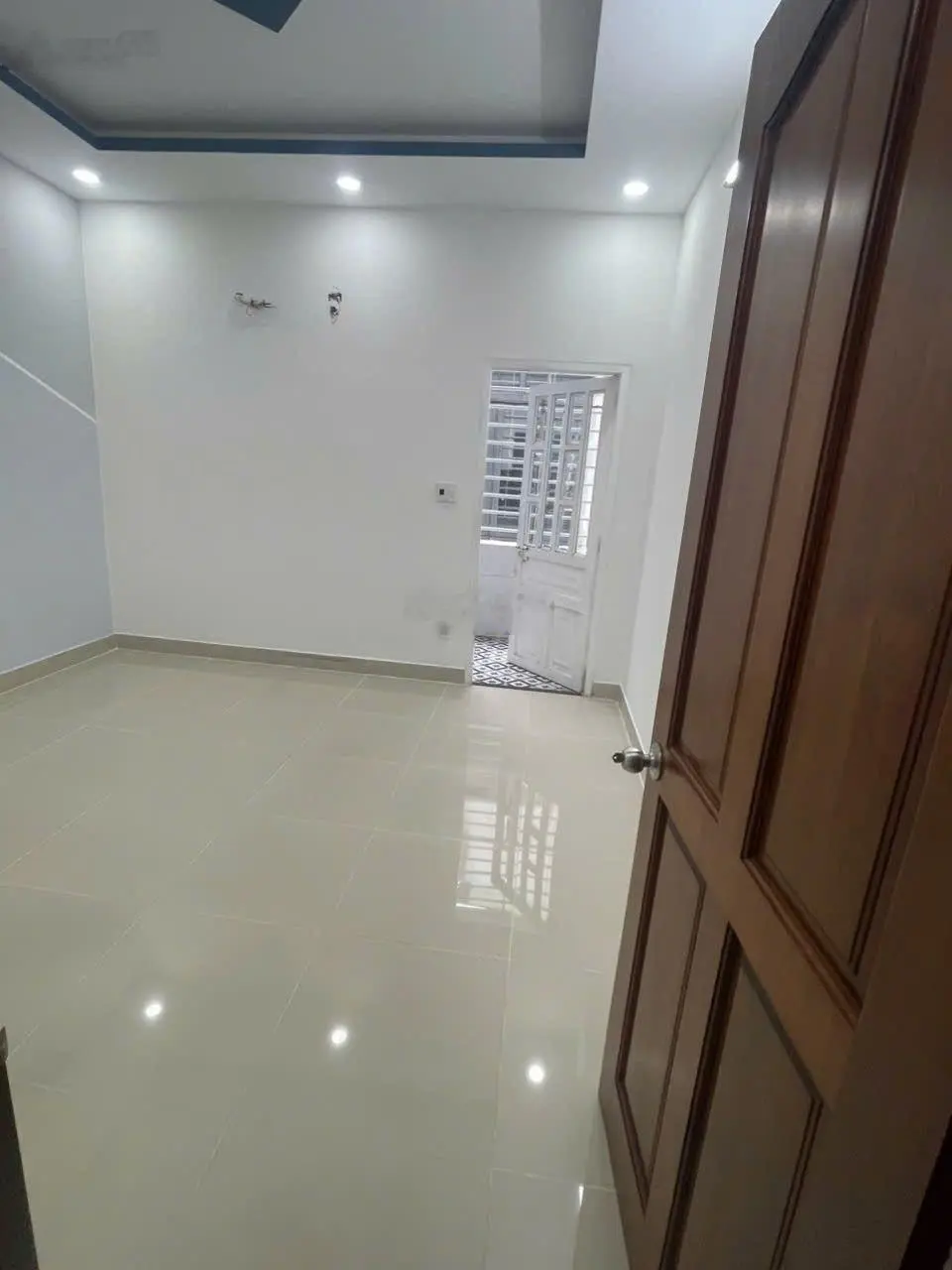 Nhà 2 lầu gần bệnh viện dĩ an giá 3 tỷ 650 triệu