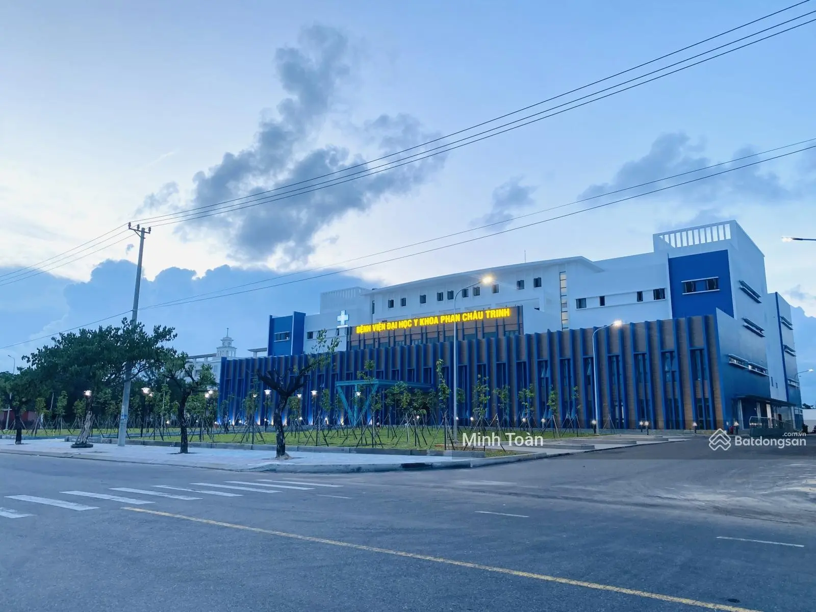 Lô góc 2 mặt tiền đường 34m, sát bệnh viện Phan Châu Trinh