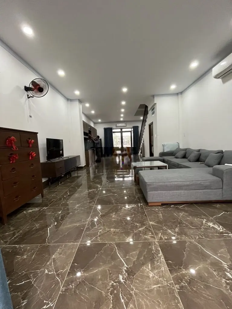 CẦN BÁN NHÀ MỘT TRỆT HAI LẦU ĐẦY ĐỦ NỘI THẤT TẠI BẾN CÁT, BÌNH DƯƠNG