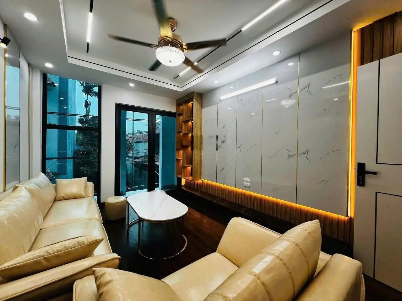 bán nhà siêu đẹp ngõ thông o tô đỗ trong đất