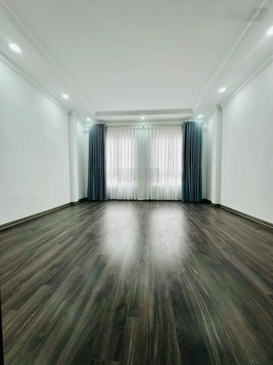 Bán nhà riêng phố Bạch Mai quận Hai Bà Trưng gần phố Huế, vị trí đẹp 5 tầng mới rộng giá cực tốt...