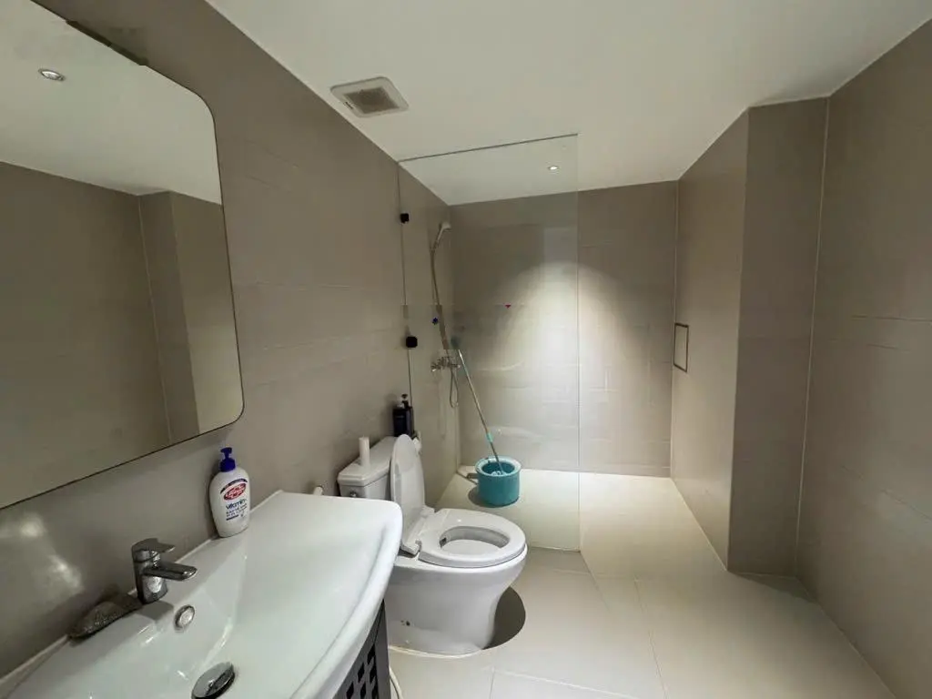 SIÊU PHẨM MT Ng Văn Thủ Q1+ Ngang KHỦNG 8.5m+DT124m2+5Tầng+Gần GEM CENTER+Mới xây+Thang máy-Chỉ88ty