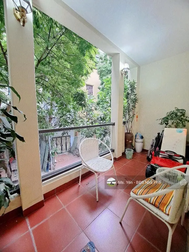 Bán liền kề làng Việt Kiều Châu Âu 80m2, ô tô, gara, KD, giá 22,5 tỷ