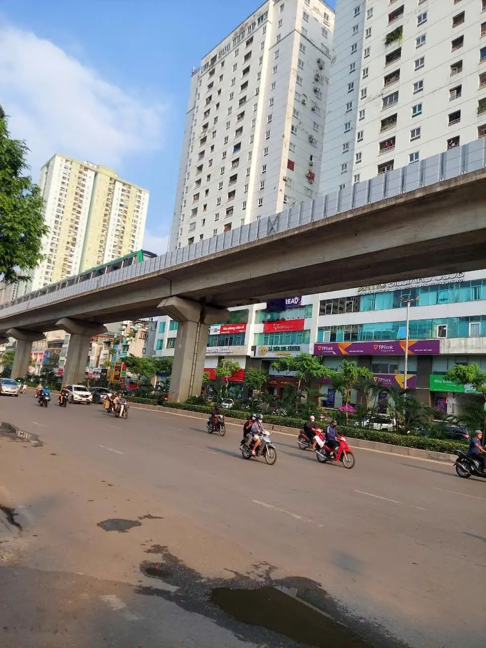 Tòa building Trần Phú - Hà Đông, mới, koong, thang máy, dt 60m2, mt 6m, 7t, chỉ 16 tỷ