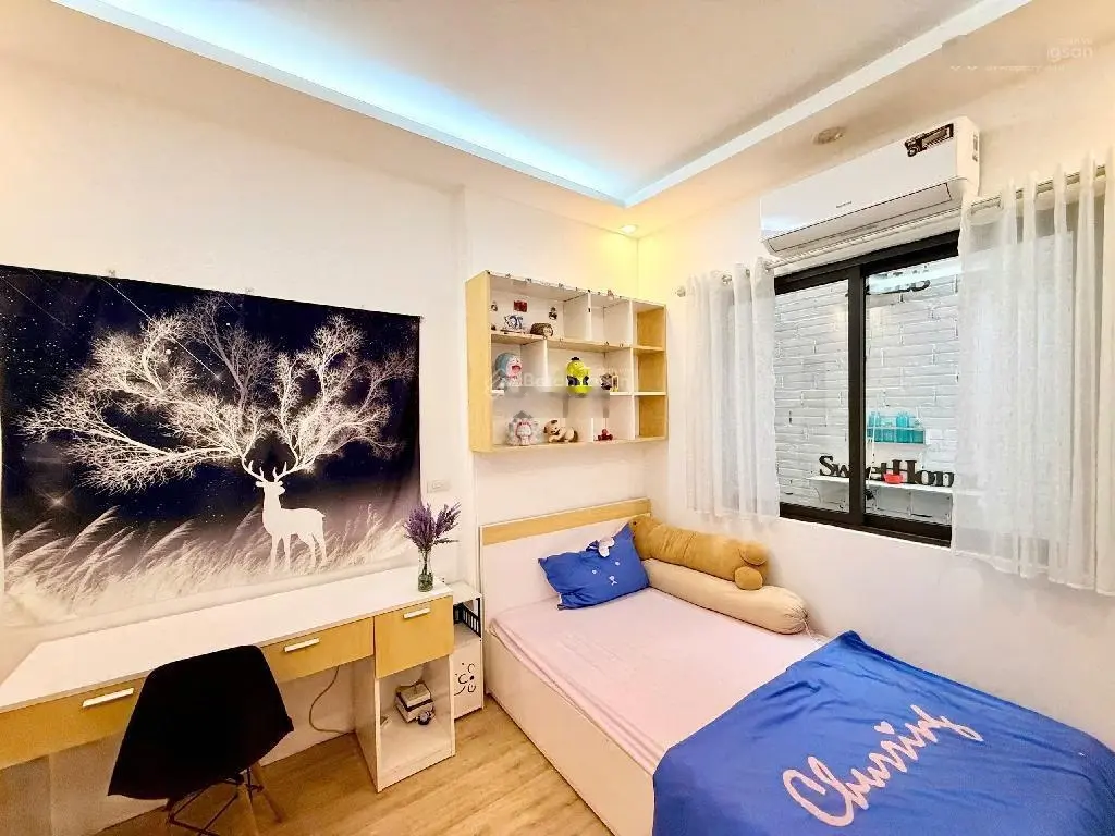 Nhà đẹp ở luôn - ô tô đỗ cửa - full nội thất - thoáng trước sau