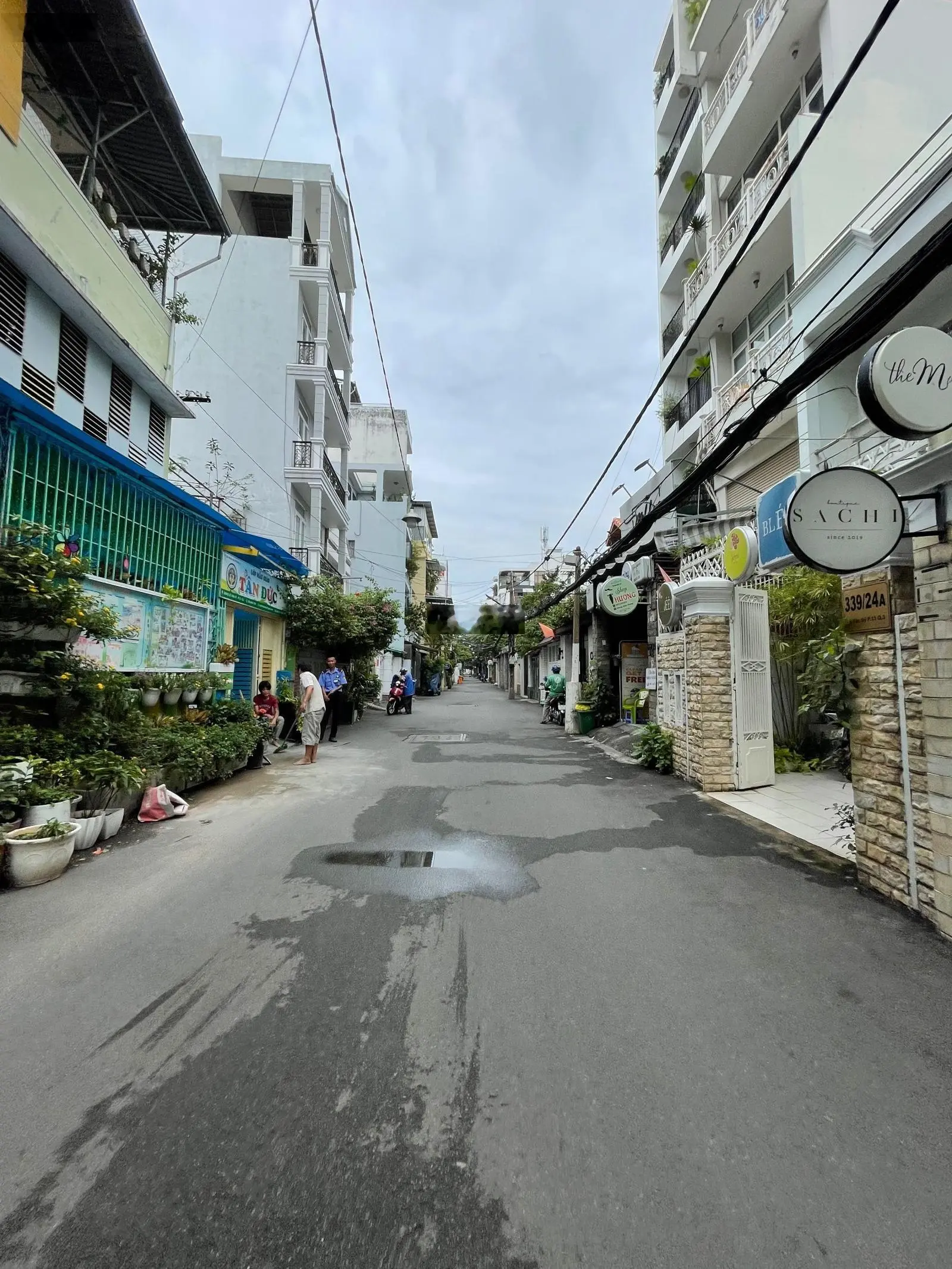 Hẻm xe hơi quay đầu rất đẹp - Nguyễn Trọng Tuyển - Phú Nhuận - DT 30m2 - chỉ 6.399tỷ TL