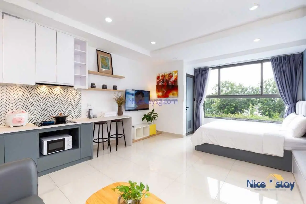 Cần BÁN căn officetel, 36m2, Giá 2ty300, trừ lại cho khách 70tr, có sẵn HĐ thuê 0908 457 *** Linh