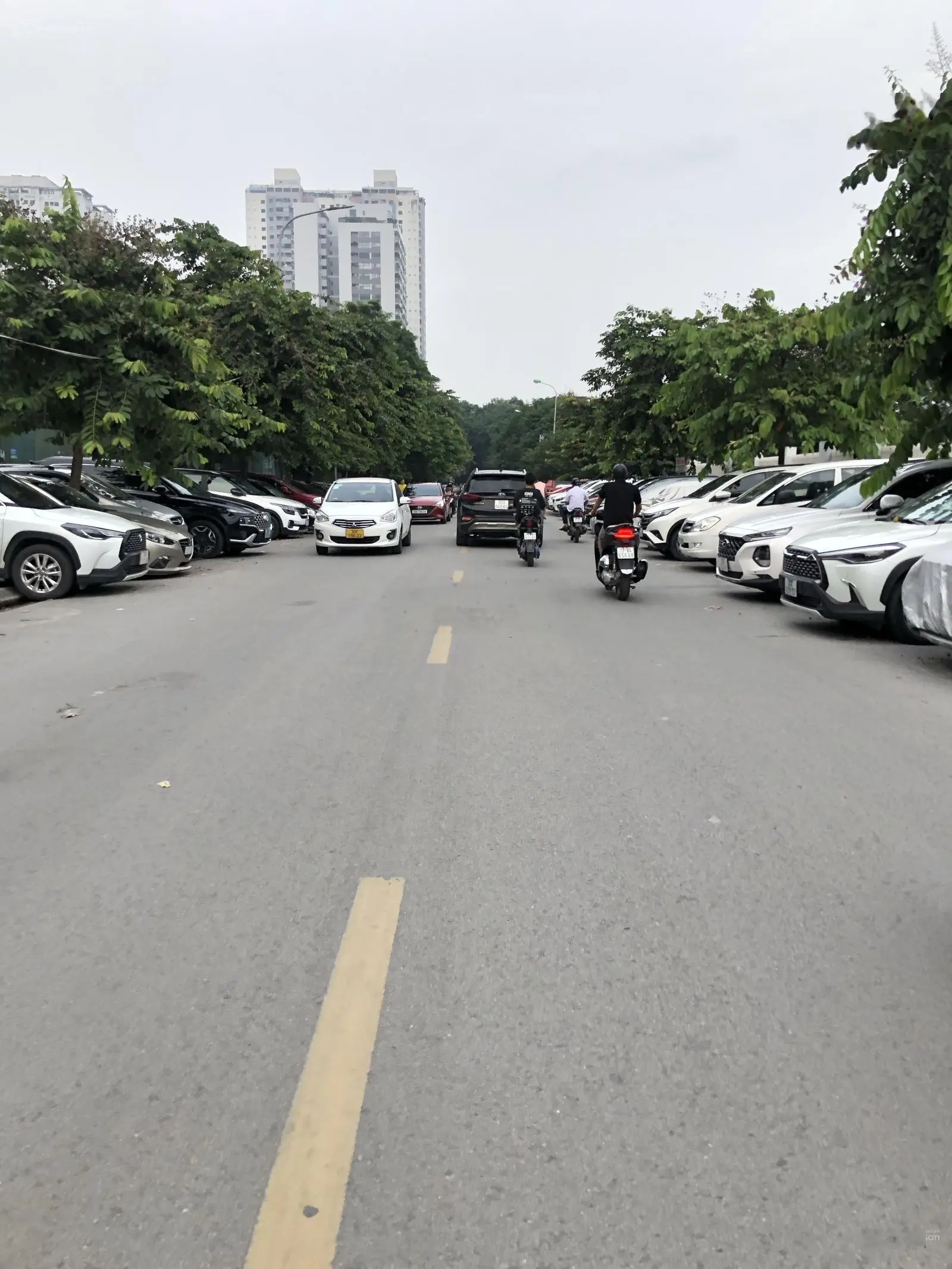Gia đình cần bán mảnh đất KĐT Bán Đảo Linh Đàm Hoàng Liệt Hoàng Mai 300m2 MT 12.5m giá thương lượng