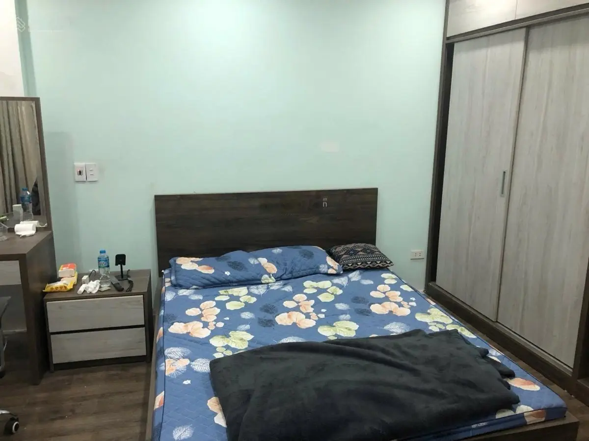 Bán nhà mặt phố Phạm Văn Đồng - vỉa hè - kinh doanh - ôtô tránh - sổ đẹp - 40m2- mt 6m. chỉ 16.5 tỷ