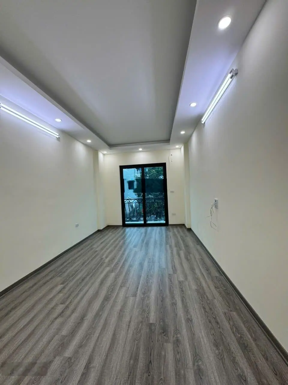 Mở bán gấp căn nhà xây mới ngay Đồng Mai, Hà Đông. Ô tô đỗ tận nhà. 33m2 x 5 tầng. Giá bán: 2,9 tỷ