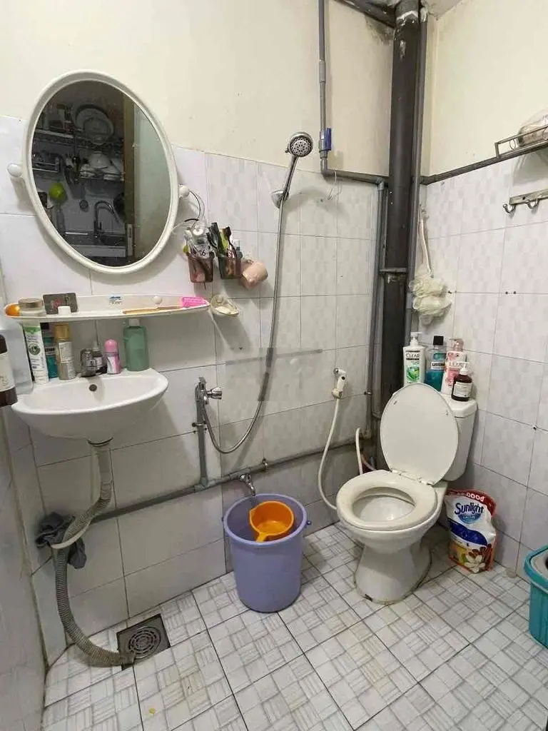 nhà lý thánh tông Quận Tân Phú dt 2.8*9.2 trệt lầu hía 1.95ttr tl