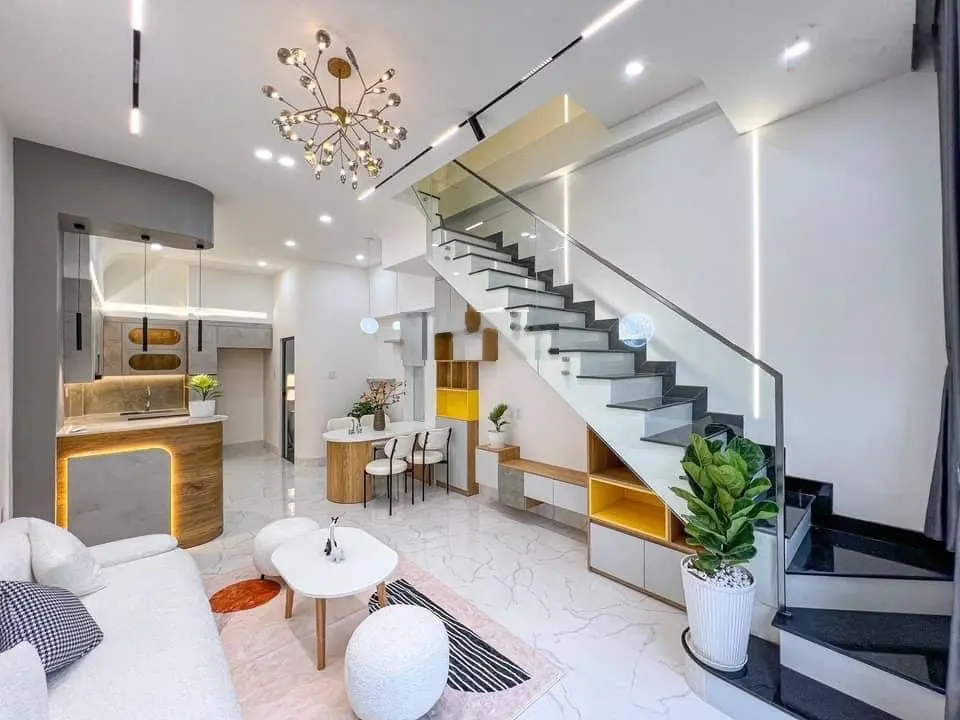 Bán nhà riêng cách chợ Bình Chánh 5km DT 112 m2. Sổ hồng riêng. Nhà mới 100%
