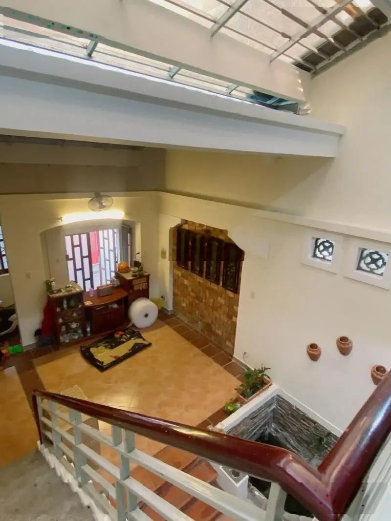 Gấp Bán nhà Hẻm xe hơi đường Thành Thái, Quận 10 - DT Công nhận 122m2 (6.2 x 23) Không Quy Hoạch.