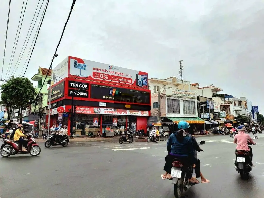 Quá Vip, 196m2 đất thổ 2 mt sát trường học cực đẹp, chỉ 1.7 tỷ