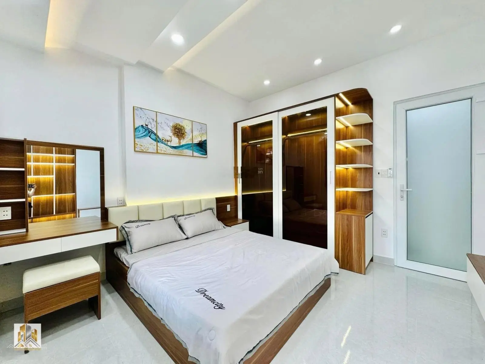 Kẹt tiền bán nhà Đường Lê Hồng Phong, Tân Đông Hiệp, Dĩ An, sổ riêng, 80m2, giá bán 640 triệu